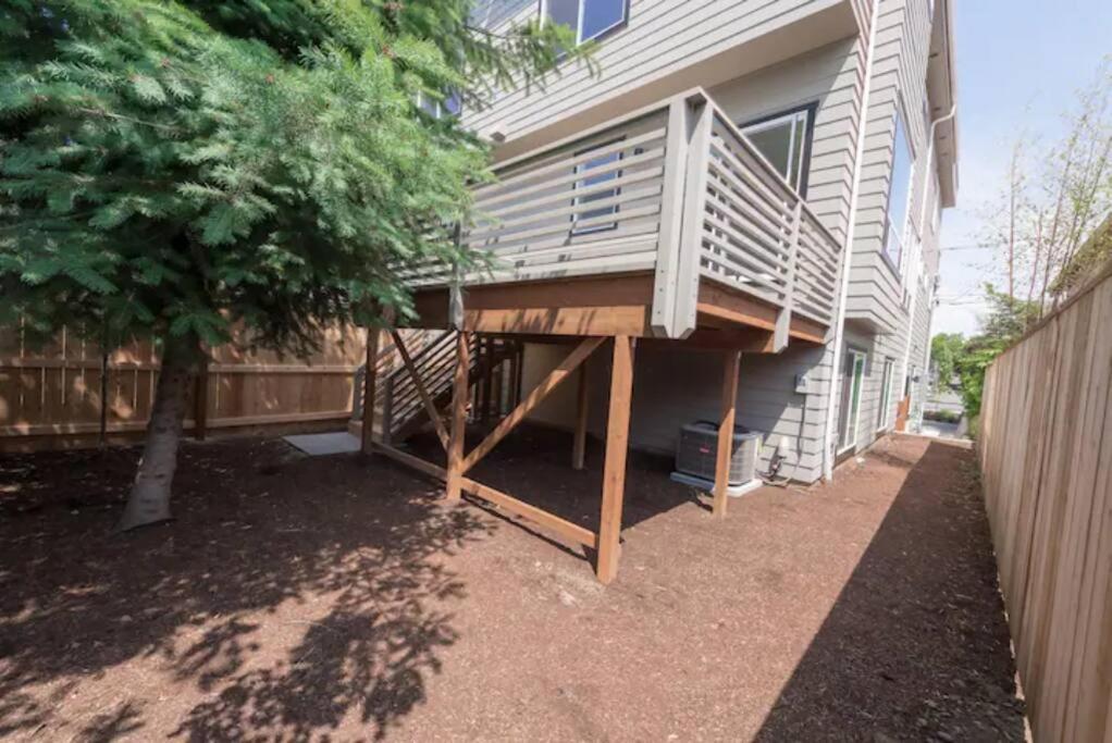 Comfy Family Home, Walkable Neighborhood + Patio! Portland Dış mekan fotoğraf
