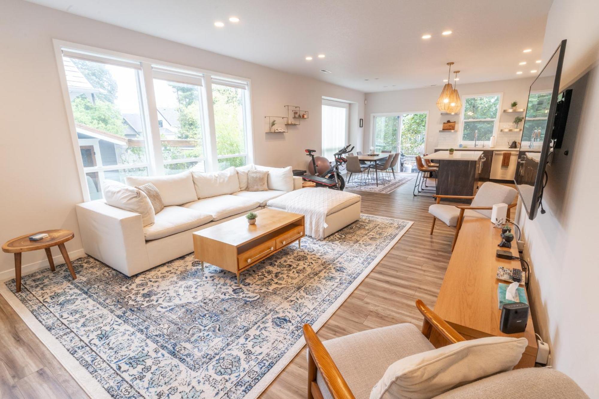 Comfy Family Home, Walkable Neighborhood + Patio! Portland Dış mekan fotoğraf