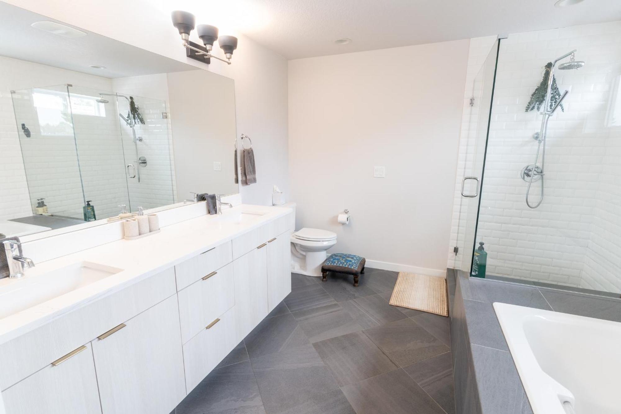 Comfy Family Home, Walkable Neighborhood + Patio! Portland Dış mekan fotoğraf